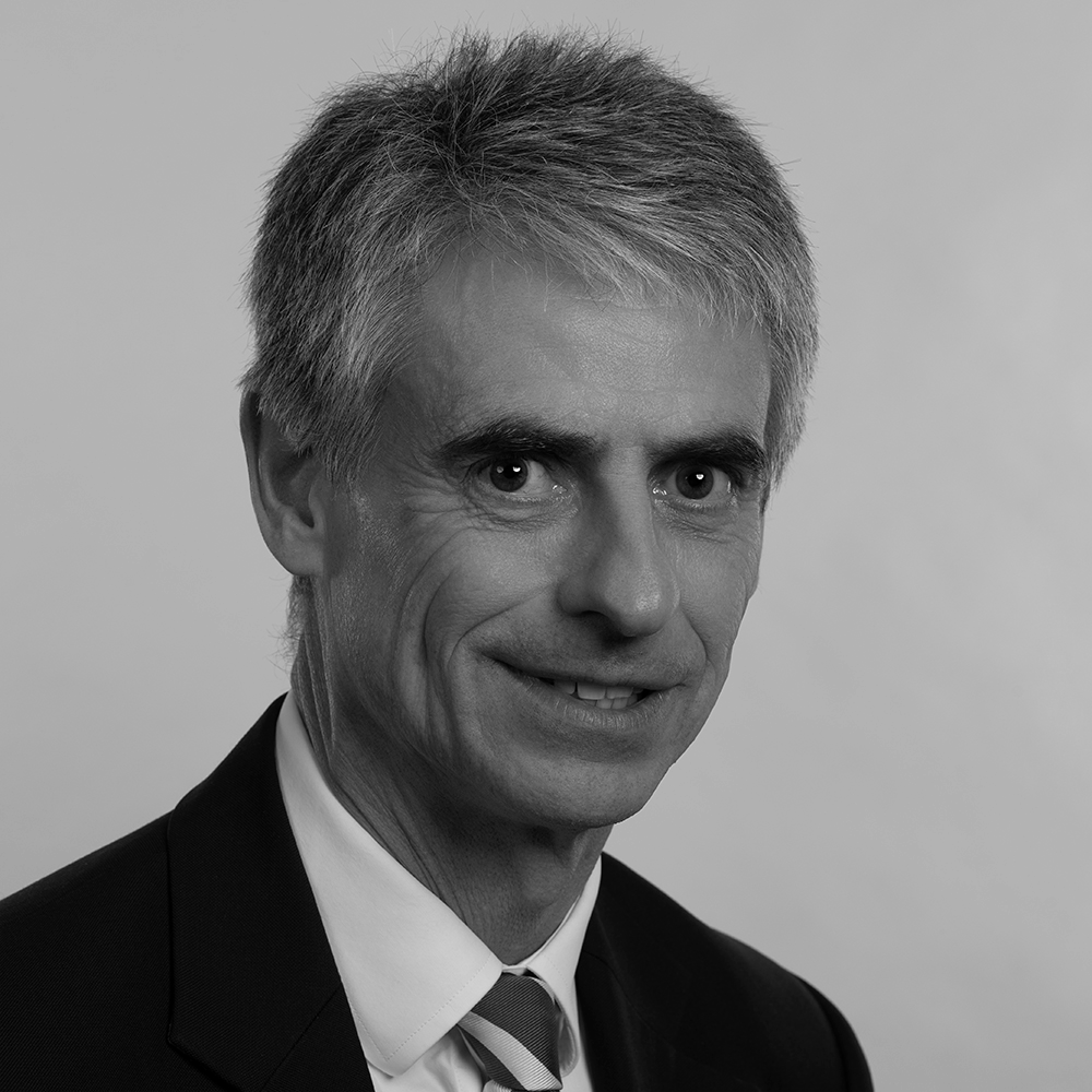Steve HollinsheadB&W